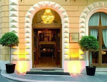 Hotel Raffaello Chianciano Terme 4*,  Italia